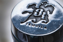 国外3R龙舌兰酒品牌识别包装设计
