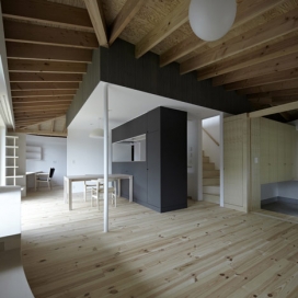 日本建筑师池田由纪惠-老年夫妇圆边的房子