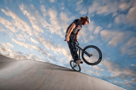 Mountain Bike-夏季山地自行车极限运动摄影-法国Fabrice Wittner摄影师作品