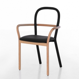 厚厚的春天-瑞典设计师皮革包裹的椅子