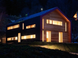 湖旁边的房子-瑞士Vallée Joux建筑事务所作品