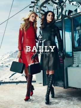 瑞士Bally2012秋装时尚搭配秀-享受豪华的皮大衣和毛皮