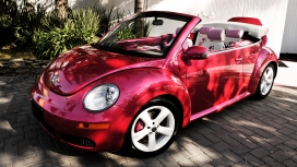 高清晰红色大众甲壳虫barbie汽车壁纸