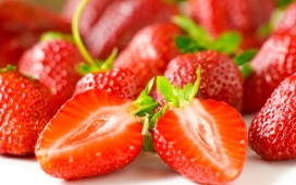 高清晰草莓水果壁纸