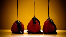 高清晰草莓和巧克力食品壁纸