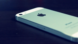 高清晰苹果白色iphone5背面壁纸