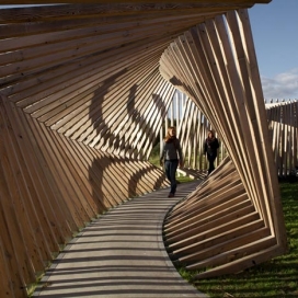 丹麦北部的木材扭曲环小隧道-德国建筑艺术家Thilo Frank作品