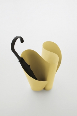 意大利帕多瓦Davide Bozzini设计的雨伞盛具