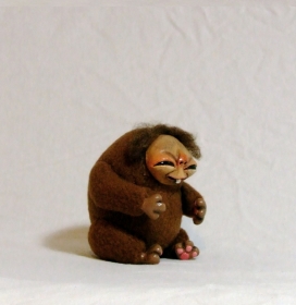 独牙猴-独特毛皮猩猩雕塑生物玩具-德国亚琛Morlo's World玩具设计师作品