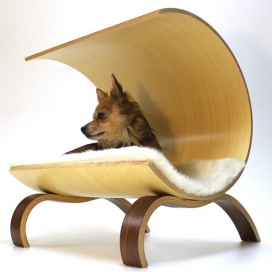 干净简单的半圆形狗窝椅子设计-加拿大Glenn Ross家居设计师作品
