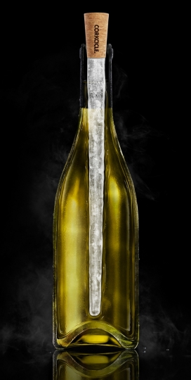 Corkcicle葡萄酒-一个永恒的品牌，使用简单和复杂的设计