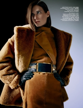 德雷克伯内特-Vogue俄罗斯-体态优美的姿势时装秀