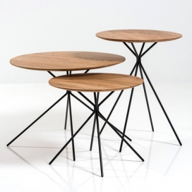 细长钢腿橡木桌-丹麦设计师乔纳斯・赫尔曼佩德森作品