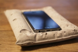 iPhone手机混凝土枕
