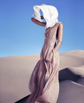 沙漠之旅-芭莎美国2015年3月-蓝色礼服女神风格