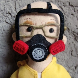 Walter White II-沃尔特・白戴-防毒面具的娃娃