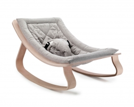 Charlie Crane推出的LEVO现代婴儿摇床家具-简约的北欧设计，宝宝可以独坐，它具有柔软轻松的棉制品，100％天然有机材料组成，非常适合婴儿的皮肤