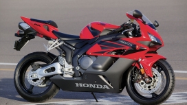 高清晰华丽的红色HONDA本田CBR1000RR摩托车壁纸