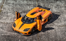 高清晰橙色Koenigsegg科尼塞克跑车经典壁纸下载
