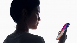 苹果iPhone X脸识别技术手机-用于解锁手机和保护数据