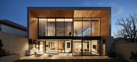 澳大利亚420平米的木与钢奢华现代住宅