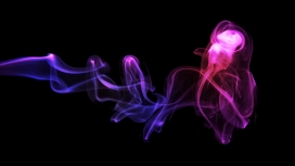 高清晰紫红烟雾壁纸