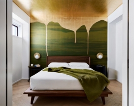 温哥华“郁郁葱葱”的绿色壁画斯坦利纽约公寓