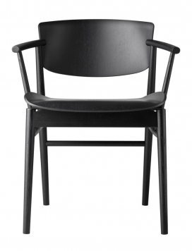 Fritz Hansen结合了日本和丹麦设计的N01™椅子