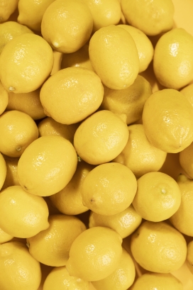 金黄的柠檬水果