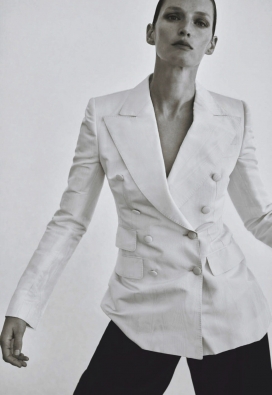 薇薇安·索拉里-感性的雌雄同体男装风格时尚-《 Vogue》杂志墨西哥