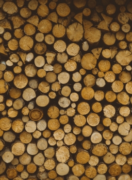 圆木木材堆
