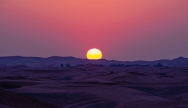 沙漠里的日出