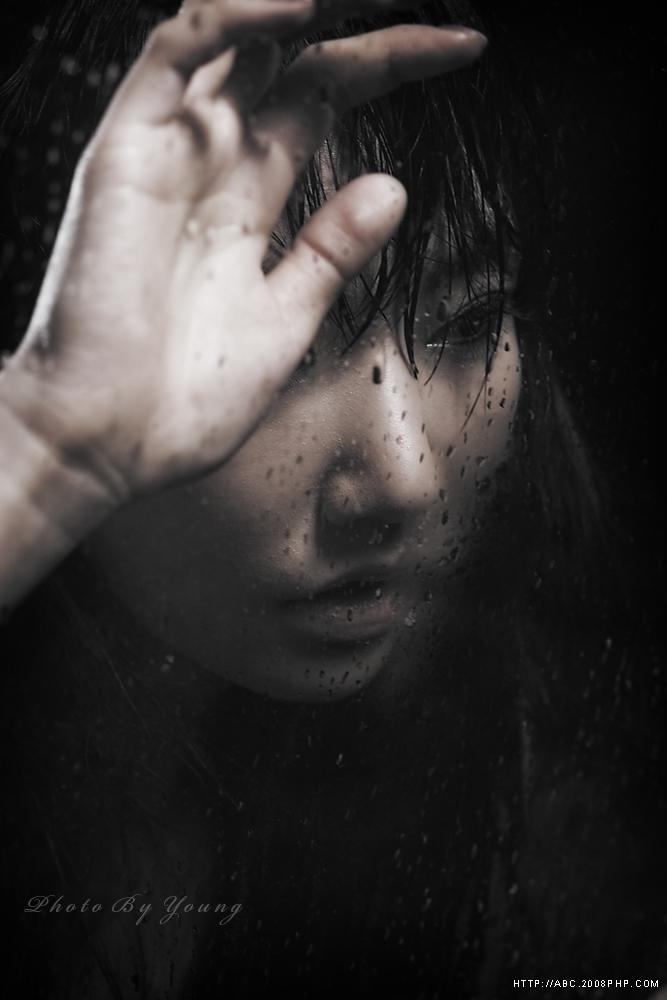 韩国隔着玻璃的朦胧美-女性摄影