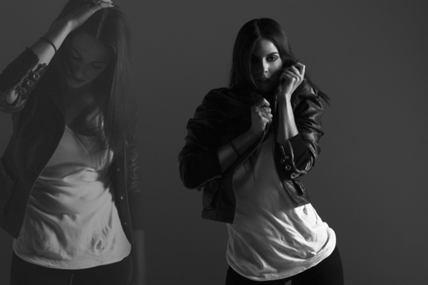 美国Shades of Gray黑色人像摄影-灰色灯罩---酷图编号5