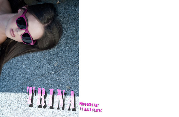 TRINA户外休闲美女漫步肖像图片