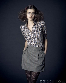 法国巴黎时尚女性模特高贵奢华时装摄影欣赏