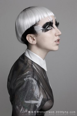 法国Beauty超级超酷烟熏妆彩妆浓妆女性时尚摄影