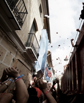 加泰罗尼亚TOMATINA 2009 _Buñol-VALENCIA垃圾狂丢节疯狂人群