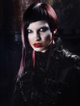 欧美IronMade美诱浓妆彩妆摄影欣赏