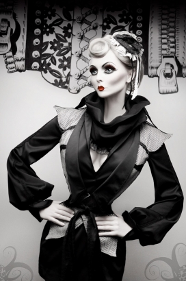 英国摄影师Fraeulein冯罗森菲尔德-再造超现实美女世界离奇幻觉美女人像摄影