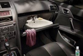 欧美Dial Anywhere Office 小巧护肤品广告宣传设计