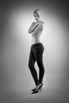 比利时Testing light人像摄影欣赏