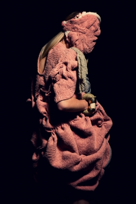 欧美George Bezhanishvill and Franziska Fürpass时尚摄影欣赏