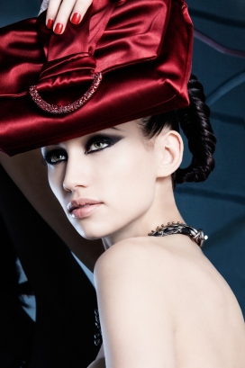 比利时The Bird for Beauty magazine美容杂志宣传广告摄影