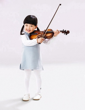 韩国一组可爱漂亮小学生图片欣赏--美好童年