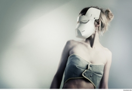 国外Masked - In Flight蒙面女人摄影