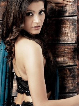 分享Portfolio - A. Rrajani摄影网站之印度混血儿女性人士摄影