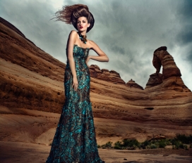 Stranded in the Desert户外女人摄影-被困在沙漠