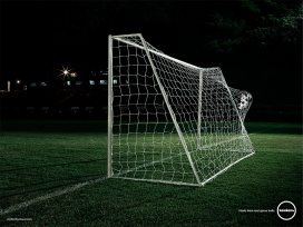 美国Zonkers Footwear鞋平面广告-Made from real game balls从实际制造比赛用球