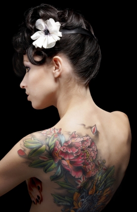 意大利FASHION时尚漂亮花纹纹身艺术摄影-精雕细琢